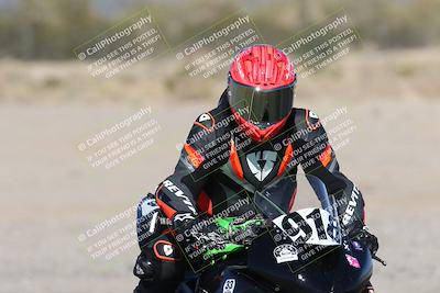 media/Dec-06-2025-CVMA (Sat) [[4a896cc04c]]/Race 4-Formula Middleweight/